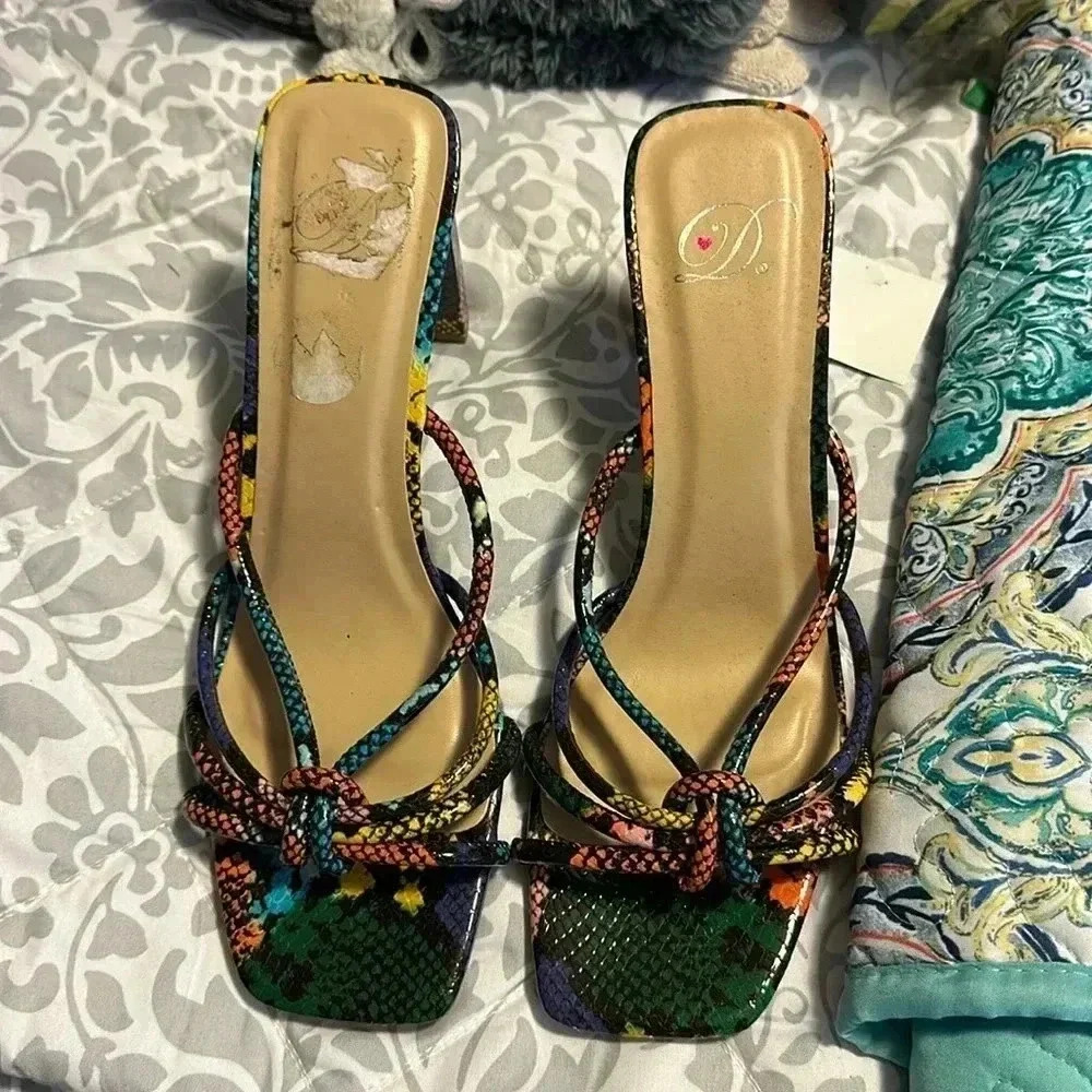 D high heel